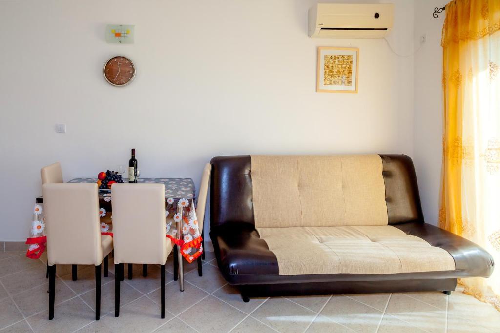 Villa Maria Apartments Kamenari Extérieur photo